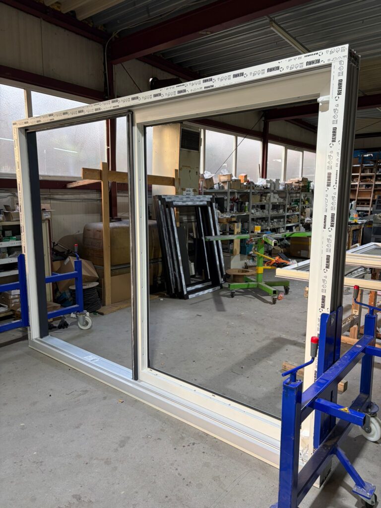 rehau schiebefenster